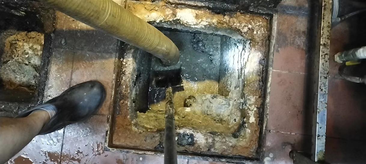 绍兴污水池清理一般都有毒气，怎么预防中毒呢？
